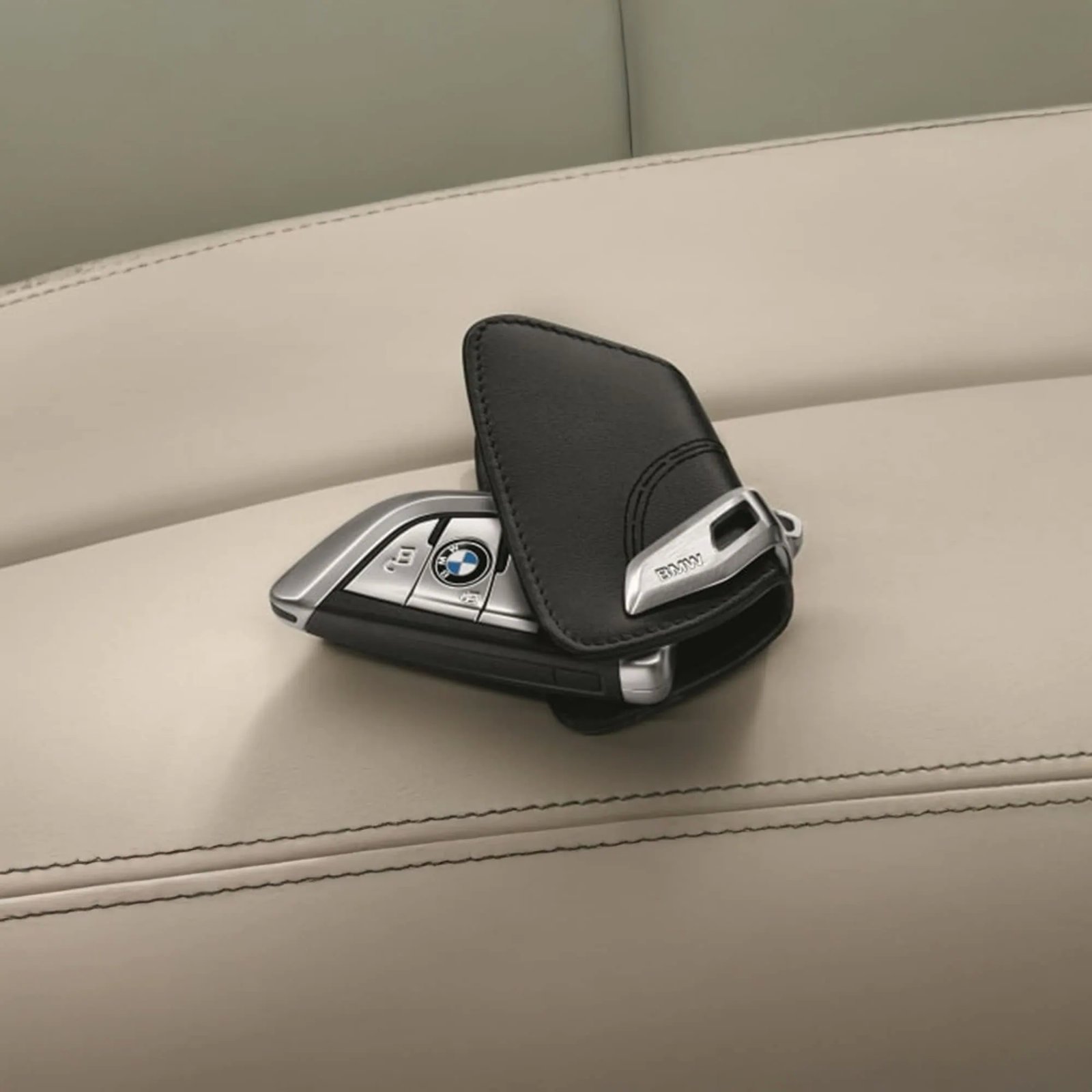 BMW Key Case G-Series (black, light brown, dark brown)